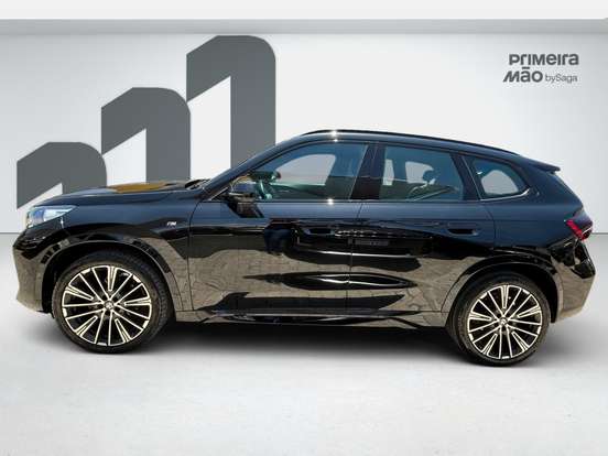 BMW-X1-2024