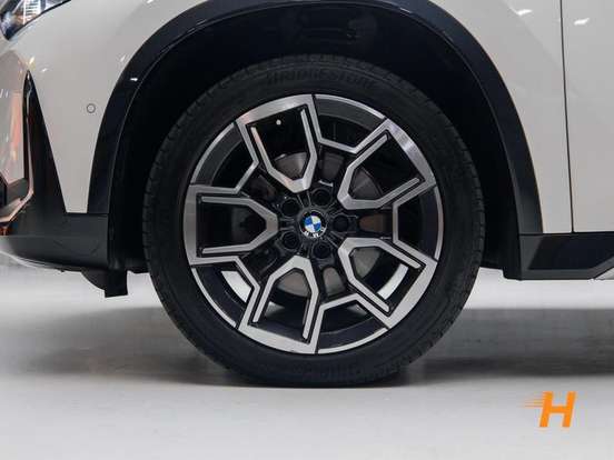 BMW-X1-2.0 16V TURBO GASOLINA SDRIVE20I X-LINE STEPTRONIC BMW-X1-2024