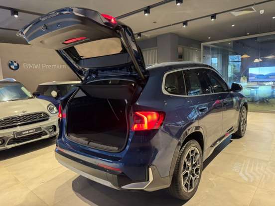 BMW-X1-2024