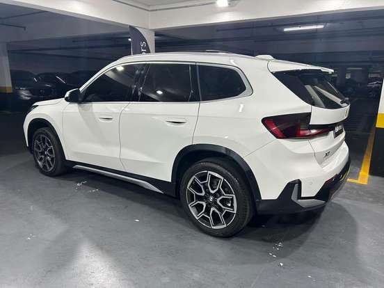 BMW-X1-2.0 16V TURBO GASOLINA SDRIVE20I X-LINE STEPTRONIC BMW-X1-2025
