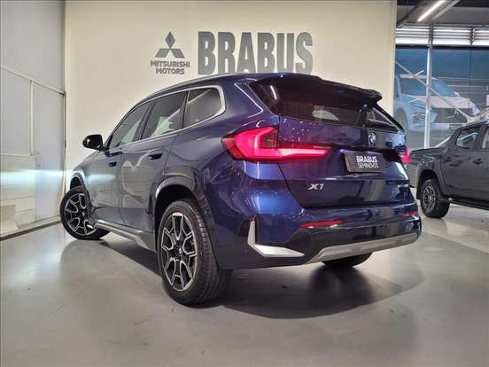 BMW-X1-2024