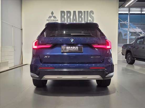 BMW-X1-2024