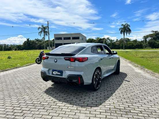 BMW-X2-2024