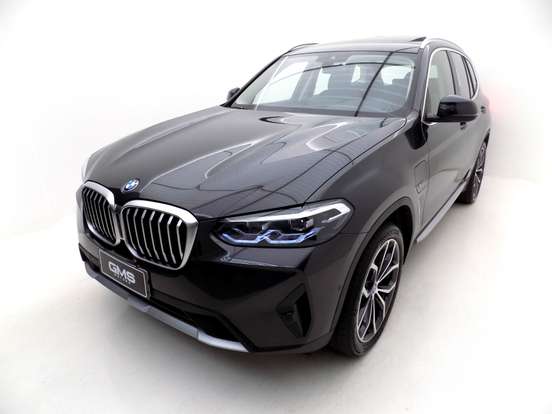 BMW-X3-2021