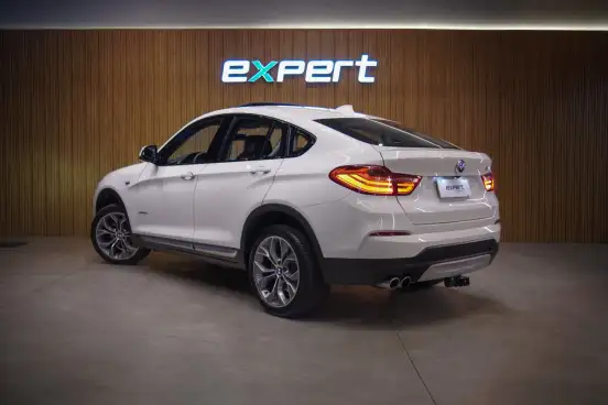 BMW-X4-2017