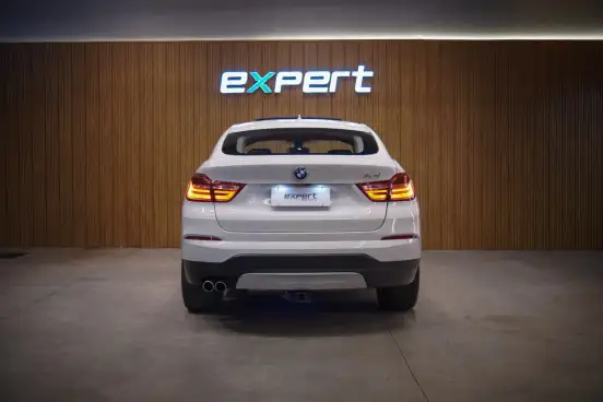 BMW-X4-2017