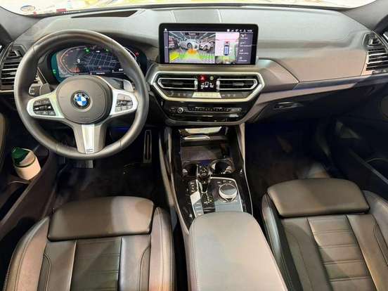 BMW-X4-2025