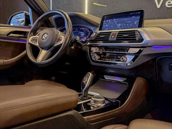 BMW-X4-2020