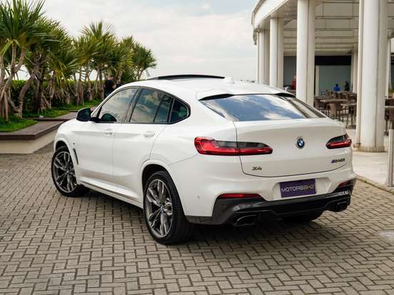 BMW-X4-2020