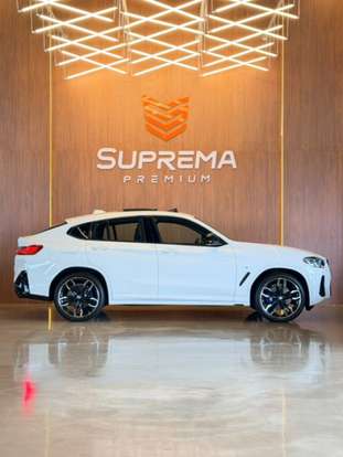 BMW-X4-2022