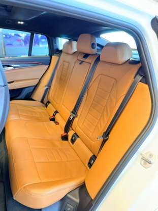 BMW-X4-2022