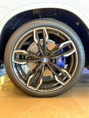 BMW-X4-2022