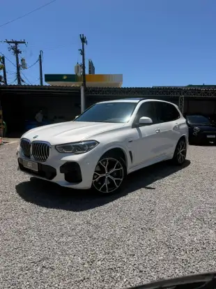 BMW-X5-2022