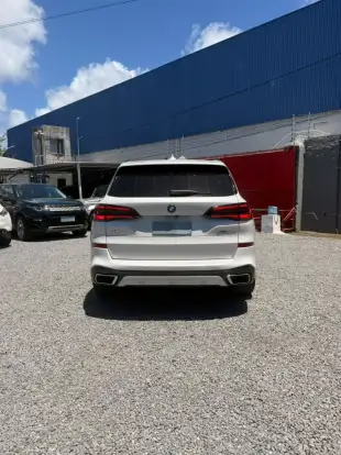 BMW-X5-2022