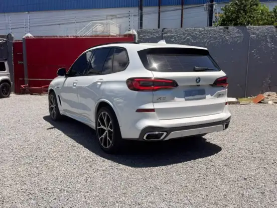 BMW-X5-3.0 I6 TURBO HÍBRIDO XDRIVE45E M SPORT AUTOMÁTICO BMW-X5-2022
