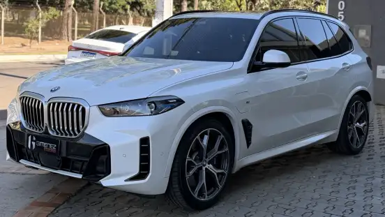 BMW-X5-2023