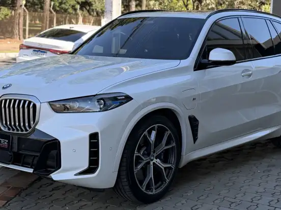 BMW-X5-3.0 I6 TURBO HÍBRIDO XDRIVE50E M SPORT AUTOMÁTICO BMW-X5-2023