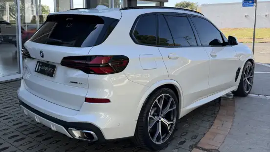 BMW-X5-2023