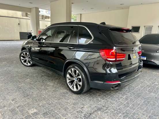 BMW-X5-2016