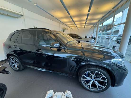 BMW-X5-2022