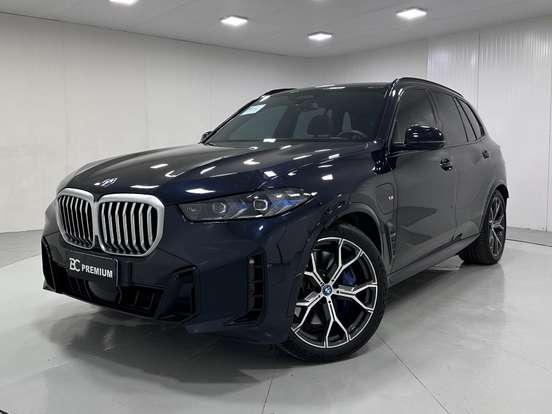 BMW-X5-3.0 I6 TURBO HÍBRIDO XDRIVE50E X-LINE AUTOMÁTICO BMW-X5-2023