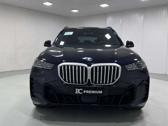 BMW-X5-3.0 I6 TURBO HÍBRIDO XDRIVE50E X-LINE AUTOMÁTICO BMW-X5-2023