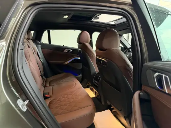 BMW-X6-3.0 TWINPOWER GASOLINA XDRIVE40I M SPORT AUTOMÁTICO BMW-X6-2024