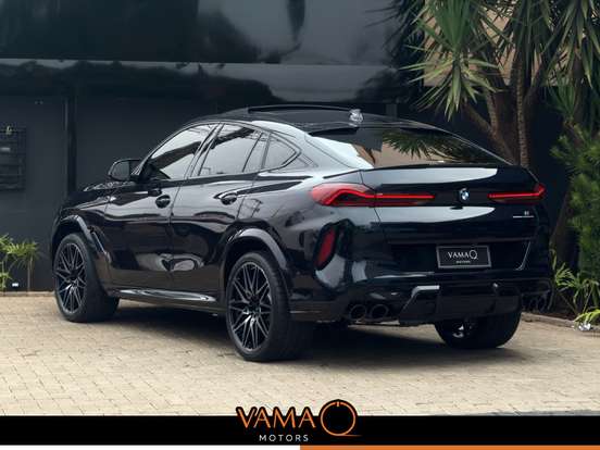 BMW-X6-2021