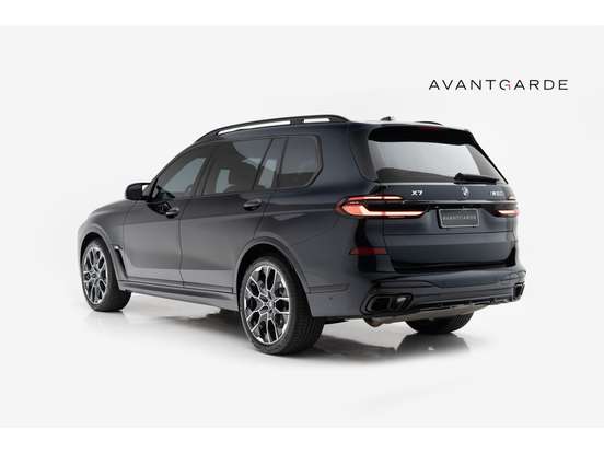 BMW-X7-4.4 V8 GASOLINA M60i STEPTRONIC BMW-X7-2024