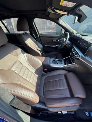 BMW-320i-2023