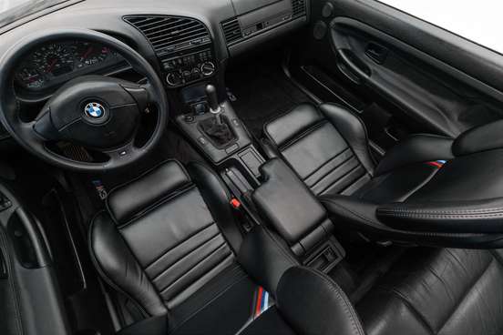 BMW-325i-1995