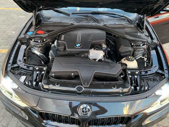 BMW-328i-2016