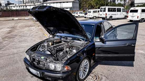 BMW-528i-1996