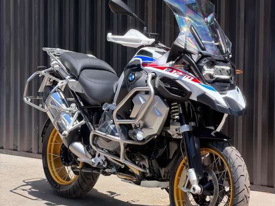 BMW-R 1250 GS ADVENTURE PREMIUM RALLYE BMW-R 1250 GS ADVENTURE PREMIUM RALLYE-2022
