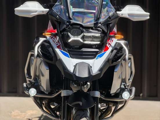 BMW-R 1250 GS ADVENTURE PREMIUM RALLYE BMW-R 1250 GS ADVENTURE PREMIUM RALLYE-2022