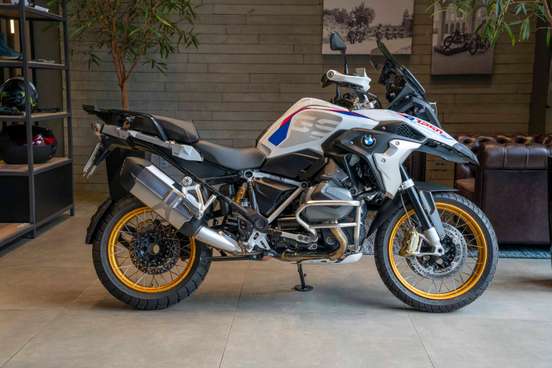 BMW-R 1250 GS PREMIUM TRIPLE BLACK-2023