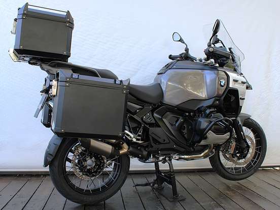 BMW-R 1300 GS ADVENTURE TRIPLE BLACK BMW-R 1300 GS ADVENTURE TRIPLE BLACK-2026
