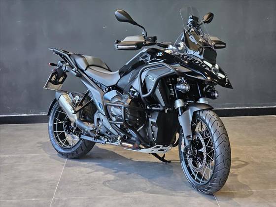 BMW R 1300 GS TRIPLE BLACK 