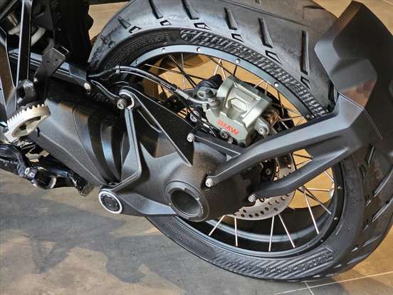 BMW-R 1300 GS TRIPLE BLACK BMW-R 1300 GS TRIPLE BLACK-2024
