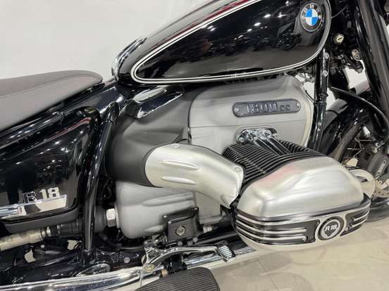 BMW-R 18-2022