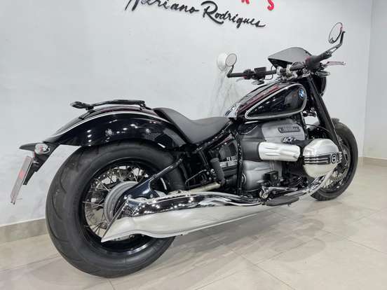 BMW-R 18-2022