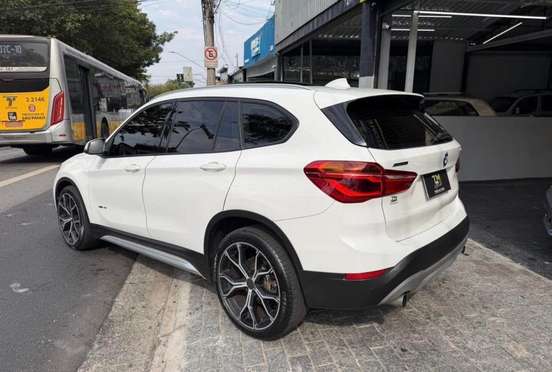 BMW-X1-2017