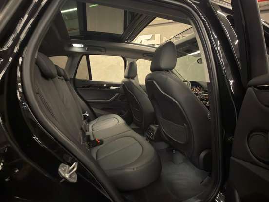 BMW-X1-2015