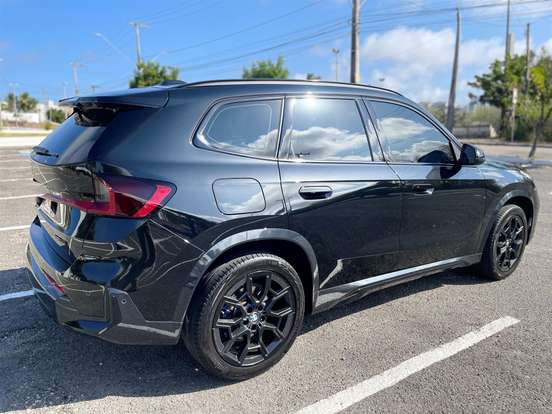 BMW-X1-2023