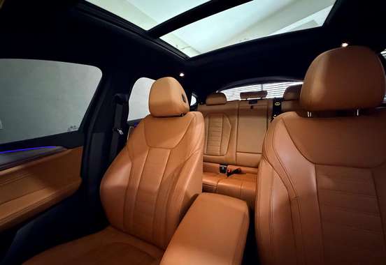 BMW-X4-2020