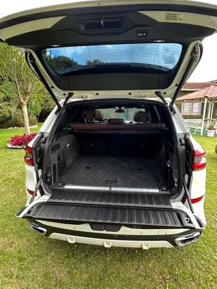 BMW-X5-2022