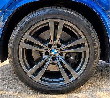 BMW-X5-4.4 M V8 32V BI-TURBO GASOLINA 4P AUTOMATICO BMW-X5-2009