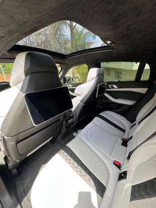 BMW-X6-2023