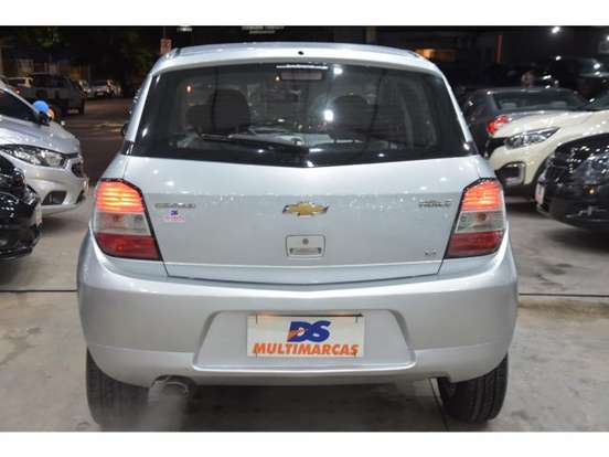 CHEVROLET-AGILE-2011