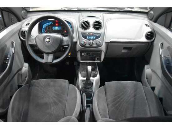 CHEVROLET-AGILE-2011